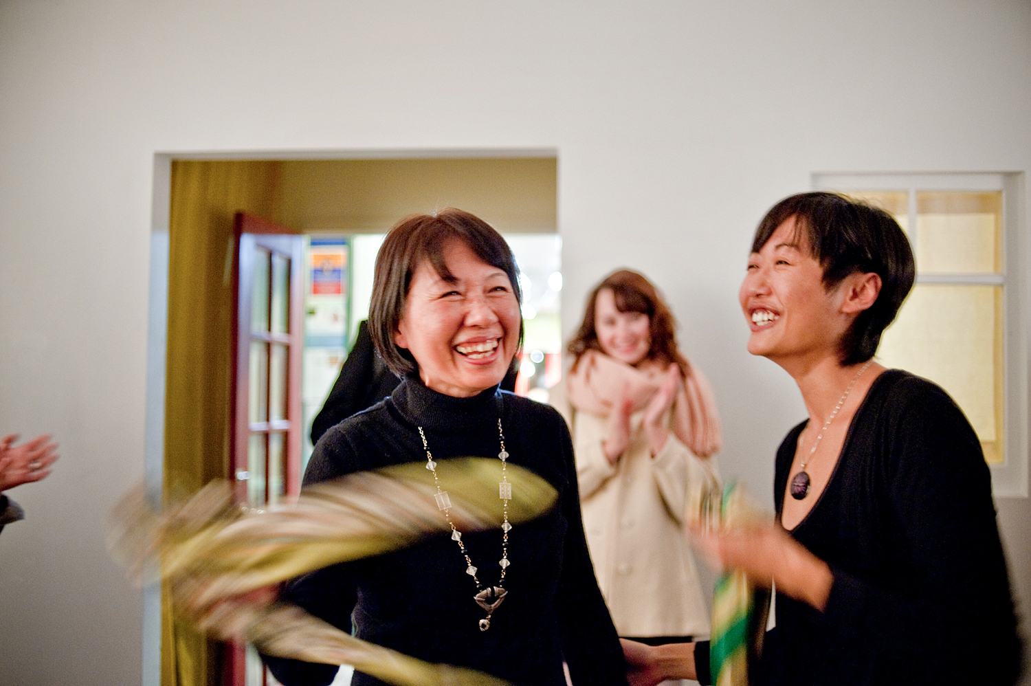 Meeting my mother (2009) by Annie Onyi Cheung, photo by David Reyes