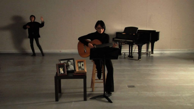 Goong goong [guitar waltz] (2008) by Annie Onyi Cheung